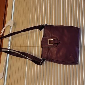 Women's crossbody purse, purple.